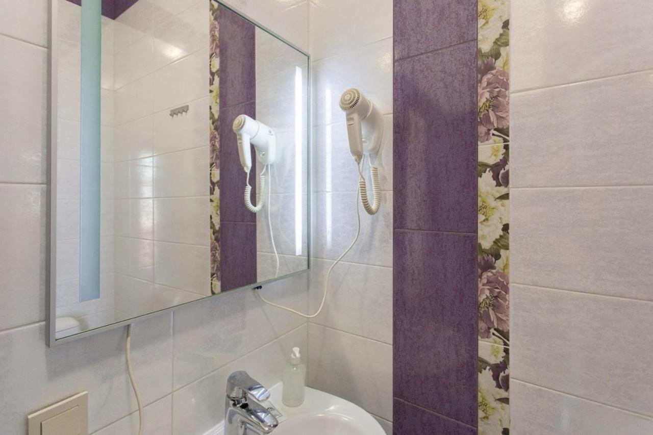 Malon Apartments Harkiv Exterior foto